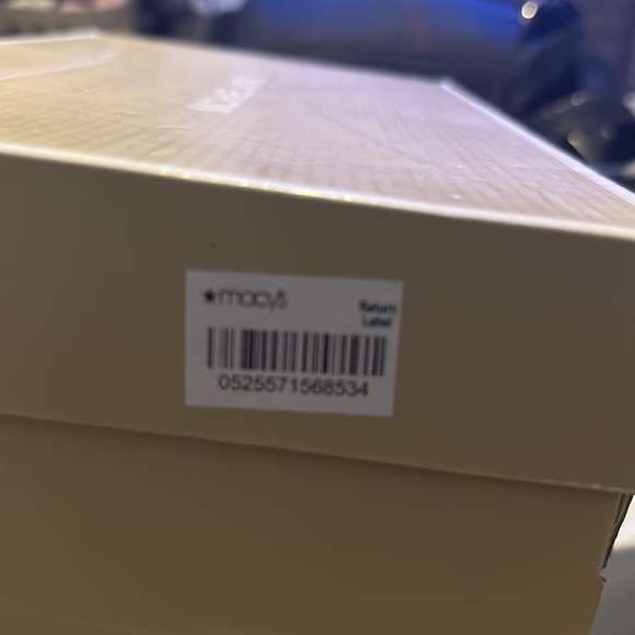 Michael Kors sandals - Picture 6 of 8